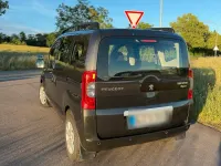 Gebraucht Peugeot TePee 73 PS (53 kW) 2012 Schwarz Kombi