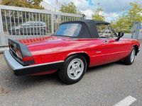 Gebraucht Alfa Romeo Spider 103 PS (75 kW) 1988 Rot Cabrio