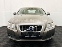 Gebraucht Volvo V70 Momentum 163 PS (119 kW) 2011 Grau Kombi