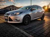 Gebraucht Ford Focus 150 PS (110 kW) 2012 Silber Kombi