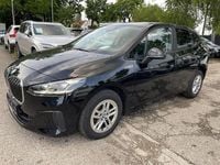 Gebraucht BMW 218 Active Tourer Luxury Line 150 PS (110 kW) 2022 Schwarz Van / Kleinbus