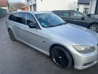 Gebraucht BMW 318 143 PS (105 kW) 2011 Silber Kombi