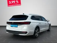 Gebraucht VW Passat Business 150 PS (110 kW) 2025 Oryxweiß perlmutteffekt (metallic) Kombi