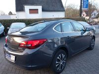 Gebraucht Opel Astra Edition 110 PS (80 kW) 2016 Grau Limousine