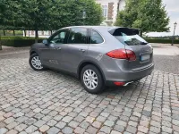 Gebraucht Porsche Cayenne 239 PS (175 kW) 2011 Grau SUV