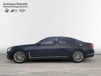 Gebraucht BMW 750 Efficient Dynamics 530 PS (389 kW) 2021 Sophistograu brillanteffekt Limousine