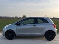 Gebraucht Toyota Yaris 87 PS (63 kW) 2006 Silber Kleinwagen