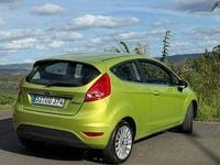 Gebraucht Ford Fiesta Titanium 97 PS (71 kW) 2011 Grün Kleinwagen