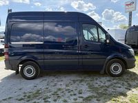 Używany Mercedes Sprinter 143 KM (105 kW) 2018 Niebieski Van