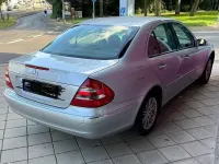 Gebraucht Mercedes E200 163 PS (119 kW) 2002 Silber Limousine