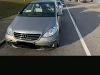 Gebraucht Mercedes A150 85 PS (62 kW) 2006 Silber Van / Kleinbus