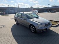 Gebraucht Mercedes C180 Classic 143 PS (105 kW) 2003 Silber Kombi