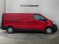 Gebraucht Renault Trafic Komfort 145 PS (106 kW) 2021 Rot Van / Kleinbus