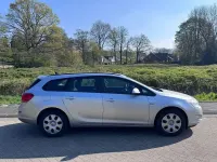 Używany Opel Astra Selection 110 KM (80 kW) 2011 Srebrny Kombi