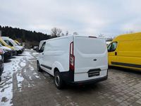 Gebraucht Ford Transit Custom 105 PS (77 kW) 2018 Weiß Van