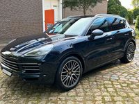 Second-hand Porsche Cayenne 340 CP (250 kW) 2018 Albastru SUV