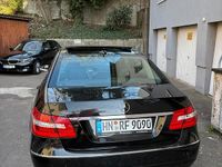 Gebraucht Mercedes E220 170 PS (125 kW) 2012 Schwarz Limousine