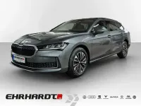 Neu Skoda Superb Selection 150 PS (110 kW) 2025 Grau Kombi