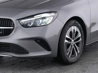 Gebraucht Mercedes B180 Advanced 116 PS (85 kW) 2023 Metalliclack mountaingrau Kleinwagen