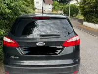 Gebraucht Ford Focus 77 PS (56 kW) 2011 Schwarz Kombi