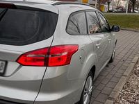 Gebraucht Ford Focus Trend 120 PS (88 kW) 2017 Silber Kombi