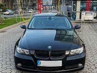 Gebraucht BMW 320 177 PS (130 kW) 2007 Schwarz Limousine