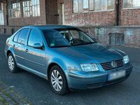 Gebraucht VW Bora 77 PS (56 kW) 2002 Grau Limousine