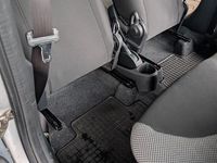 Gebraucht Toyota Aygo 68 PS (50 kW) 2012 Silber Kleinwagen