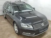 Gebraucht VW Passat 150 PS (110 kW) 2013 Deep black perleffekt Kombi