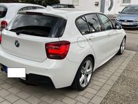 gebraucht BMW 120 d M-Sportpaket /M1 5-Türer Automatik Glasdach