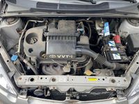 Gebraucht Toyota Yaris 87 PS (63 kW) 2005 Silber Kleinwagen