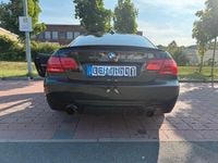 Gebraucht BMW 330 272 PS (200 kW) 2011 Schwarz Coupé