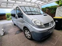 Gebraucht Renault Trafic 115 PS (84 kW) 2013 Silber Van / Kleinbus
