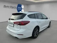 Gebraucht Ford Focus ST-Line 155 PS (114 kW) 2023 Weiss Kombi