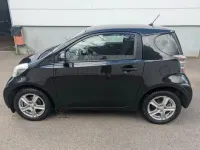 Gebraucht Toyota iQ 68 PS (50 kW) 2009 Schwarz Kleinwagen
