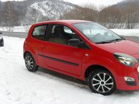 Gebraucht Renault Twingo Dynamique 75 PS (55 kW) 2014 Rot Kleinwagen