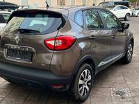 Second-hand Renault Captur Expression 90 CP (66 kW) 2015 Maro SUV
