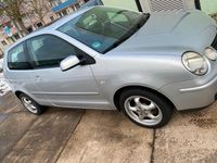 Gebraucht VW Polo 75 PS (55 kW) 2002 Silber Kleinwagen