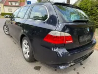 Gebraucht BMW 525 218 PS (160 kW) 2007 Blau Kombi