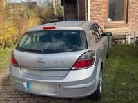 Gebraucht Opel Astra 90 PS (66 kW) 2008 Grau Coupé