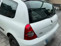 Gebraucht Renault Clio 58 PS (42 kW) 2010 Weiß Kleinwagen
