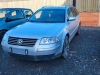 Gebraucht VW Passat 101 PS (74 kW) 2002 Silber Kombi