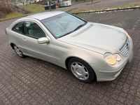 Gebraucht Mercedes C180 129 PS (94 kW) 2002 Silber Coupé