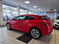 Gebraucht Opel Astra GTC Innovation 140 PS (102 kW) 2012 Rot Coupé