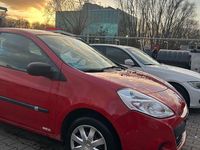 Gebraucht Renault Clio IV 75 PS (55 kW) 2012 Rot Limousine