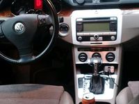 Gebraucht VW Passat 140 PS (102 kW) 2008 Blau Kombi