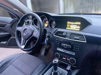 Gebraucht Mercedes 220 170 PS (125 kW) 2011 Schwarz Coupé