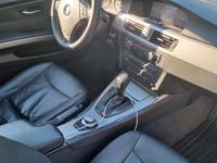 Gebraucht BMW 318 130 PS (95 kW) 2007 Blau Limousine