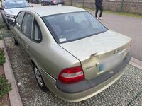 Gebraucht Opel Vectra 100 PS (73 kW) 1996 Limousine