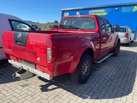 Gebraucht Nissan Navara 174 PS (127 kW) 2005 Rot Pickup